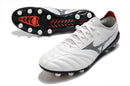 Chaussure de foot Mizuno Morelia Neo 3 FG, blanche, argent et noire.