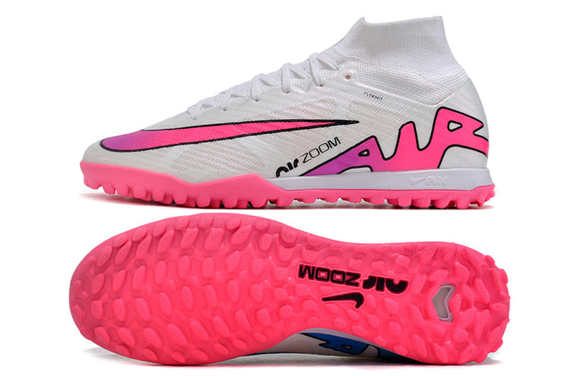 Chaussure de foot Nike Air Zoom Mercurial Superfly 9 Elite TF blanche et rose.