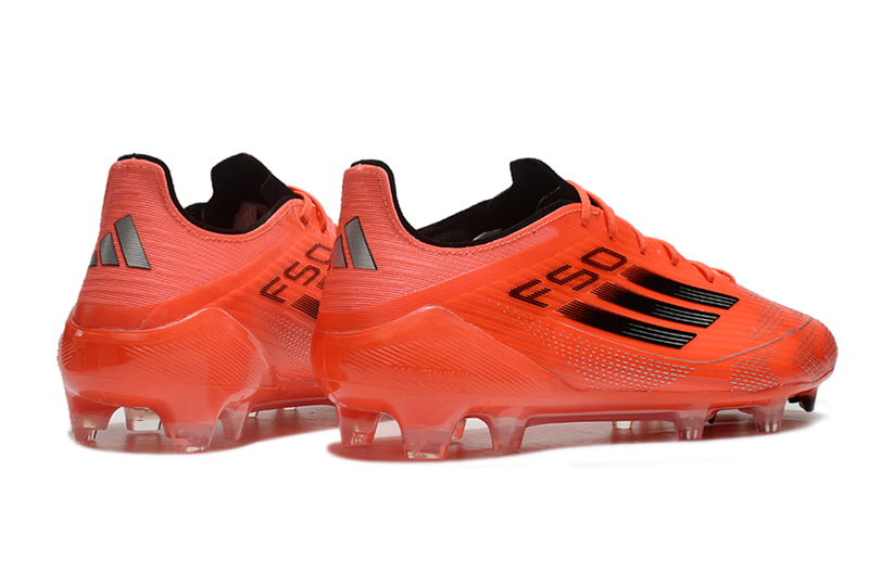 Chuteira Adidas F50 campo