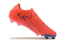 Chuteira Nike Phantom GX 2 Low Elite FG Campo