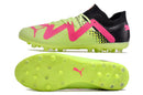 Chaussure de foot Puma Future Ultimate MG noire, verte et rose "Tricks Pack"