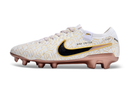 Chaussure de foot Nike Tiempo Legend 10 Elite FG blanche et dorée "United Golden Pack"