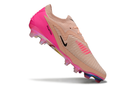 Chuteira Nike Phantom GX 6 Elite FG Campo