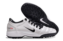 Chaussure de foot Nike Total 90 Society