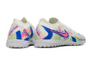Chaussure de foot Nike Society Phantom GX 2 Elite TF Blanche, Bleue et Rose