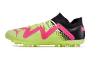 Chaussure de foot Puma Future Ultimate MG noire, verte et rose "Tricks Pack"