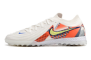 Chaussure de foot Nike Phantom GX 2 Elite TF, blanc, gris et rouge "Barna Pack"