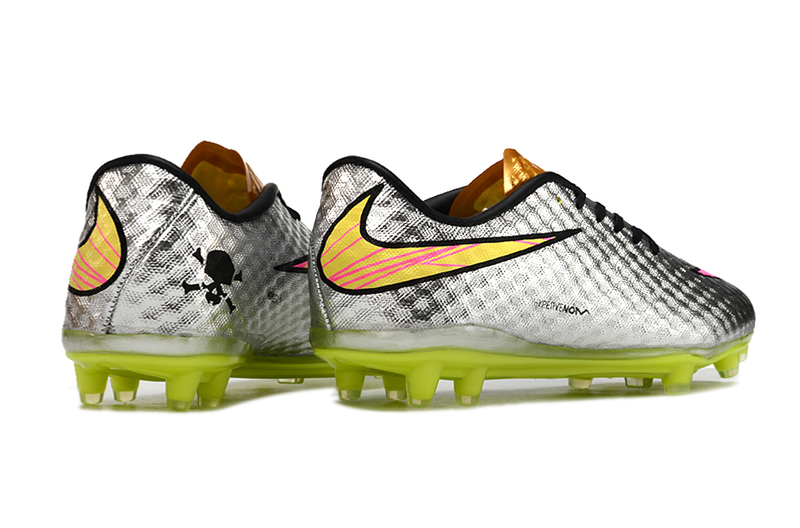 Chuteira Campo Nike Retrô Hypervenom Phantom I FG Prata, Verde e Dourada